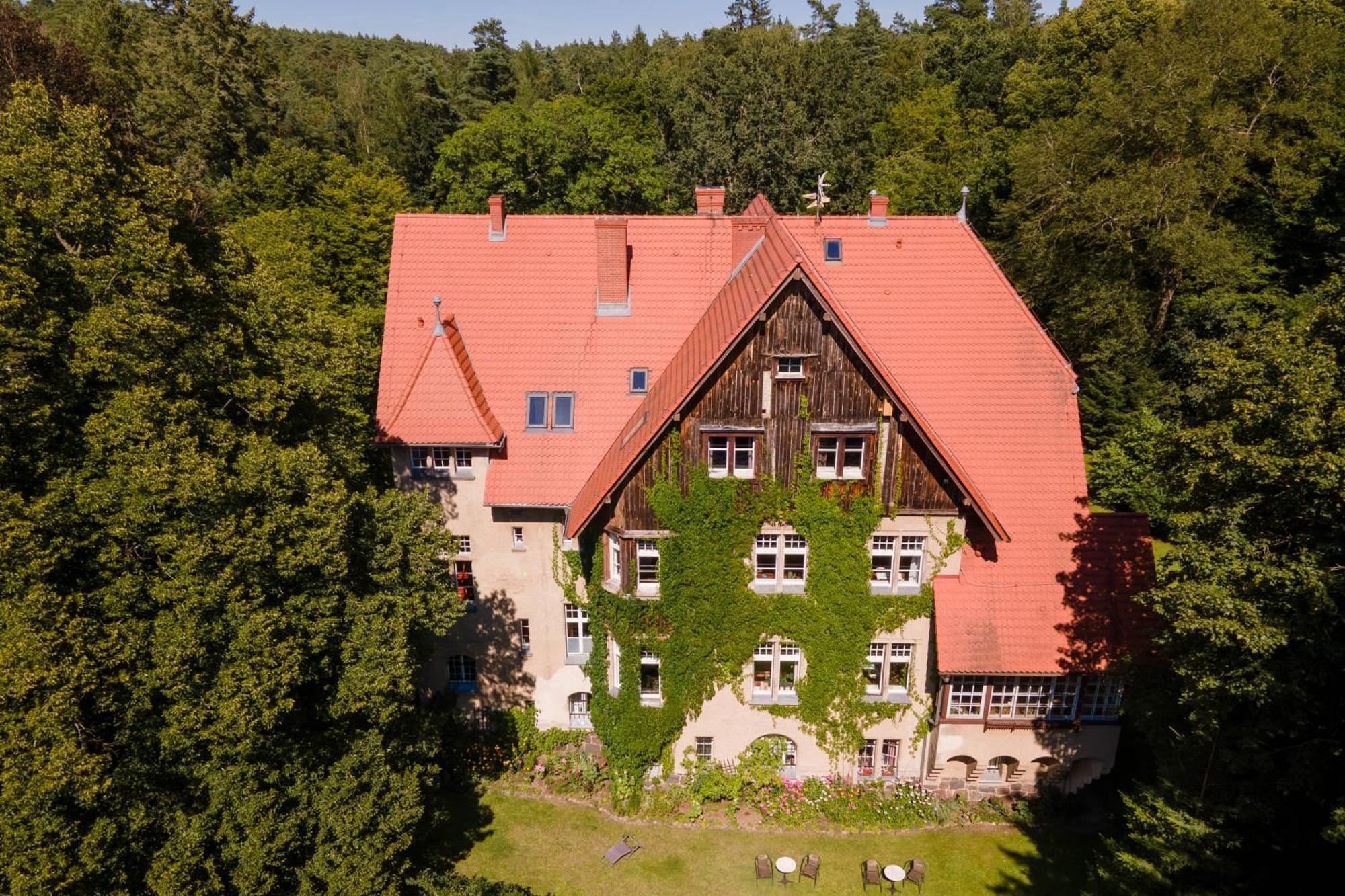 Palac Mysliwski Orle Solutions Мирославец Екстериор снимка