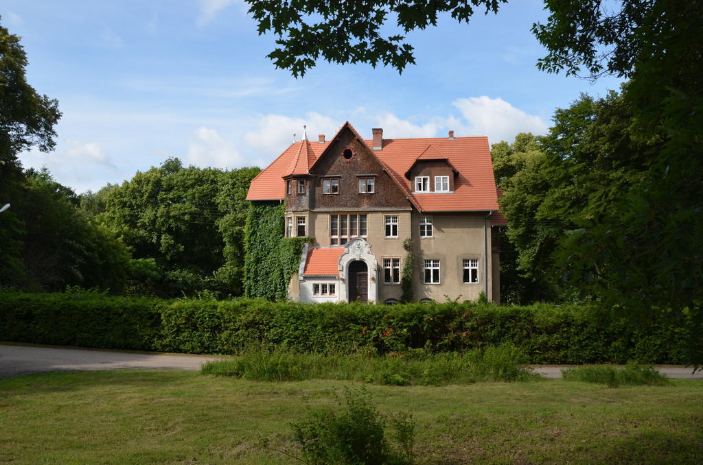 Palac Mysliwski Orle Solutions Мирославец Екстериор снимка